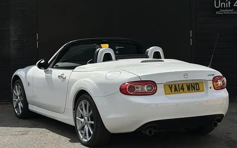 Used Mazda MX5 160 HP (117 kW) 2014 White Cabriolet