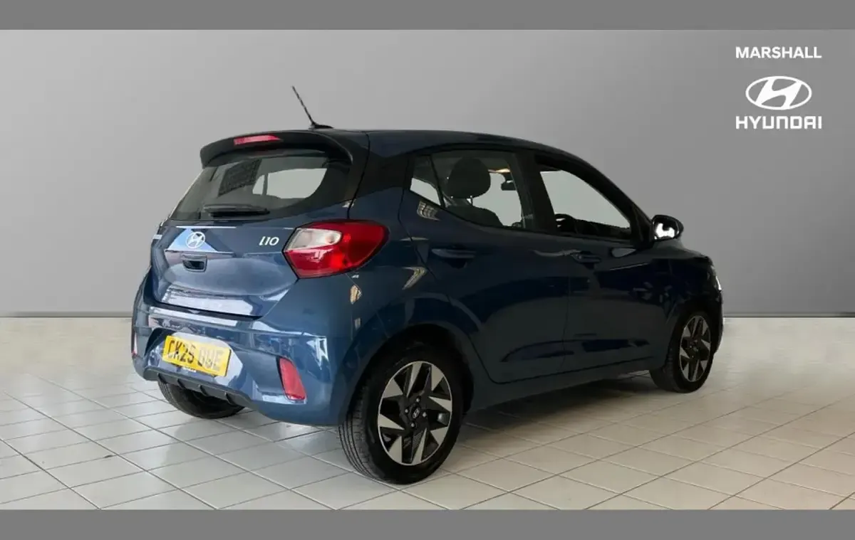 Used Hyundai i10 Advanced 63 HP (46 kW) 2025 Blue Hatchback
