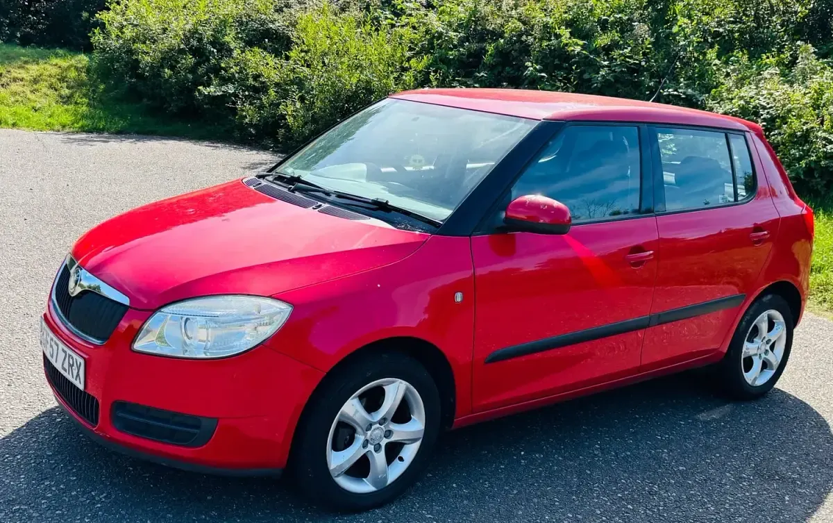 Used Skoda Fabia 105 HP (77 kW) 2007 Red Hatchback