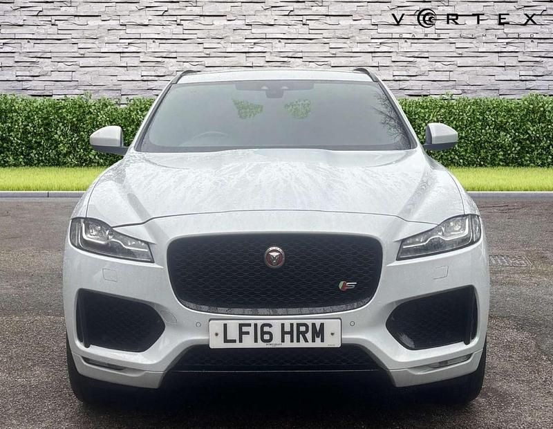 Second-hand Jaguar F-Pace S 300 CP (220 kW) 2016 Alb SUV