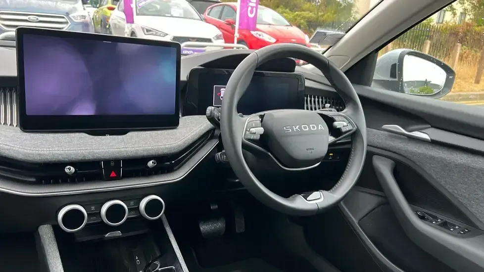 Used Skoda Superb SE Technology 150 HP (110 kW) 2025 Pebble silver metallic