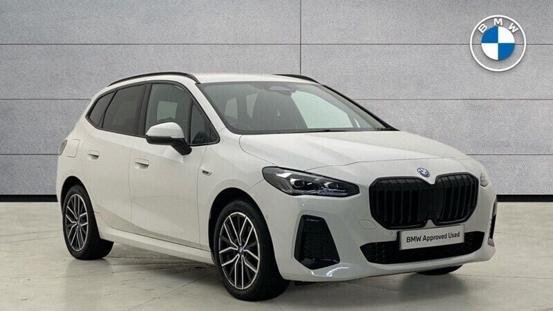 White Used 2022 BMW 225 Active Tourer M Sport MPV | £22,880 (Good price) - Image 1/4