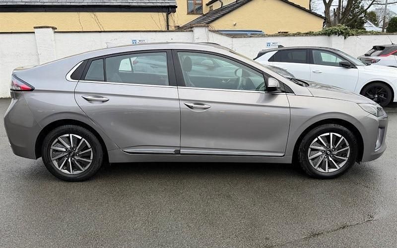 Used Hyundai Ioniq Premium 100 kW (136 HP) 2021 Hatchback
