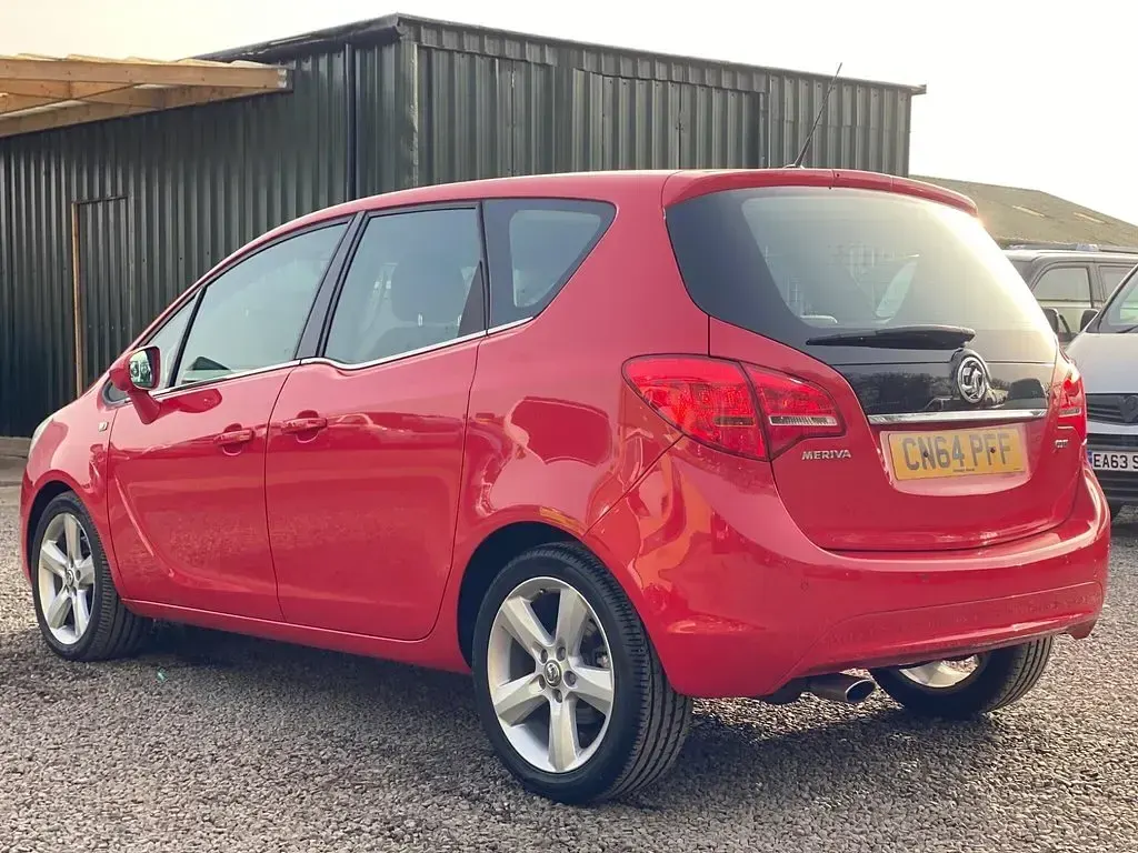 Used Vauxhall Meriva S 2014 Red MPV