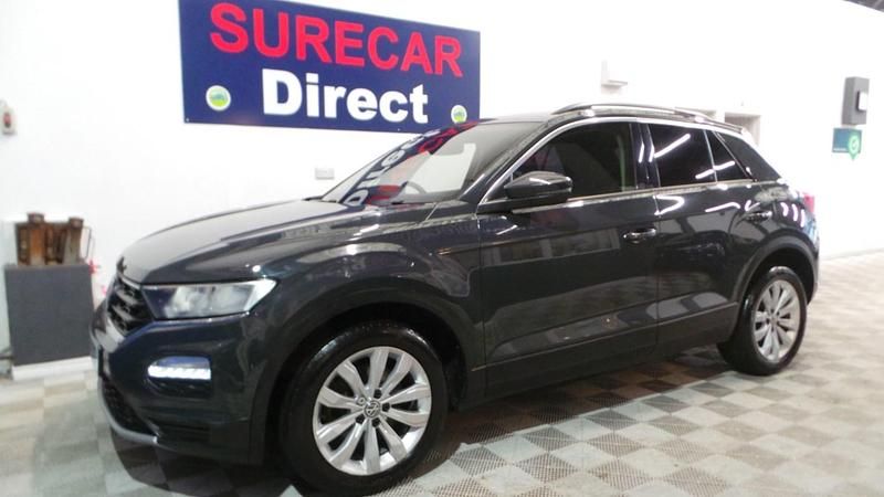 Grey Used 2018 VW T-Roc SE SUV | £8,395 (A bit pricey) - Image 1/4