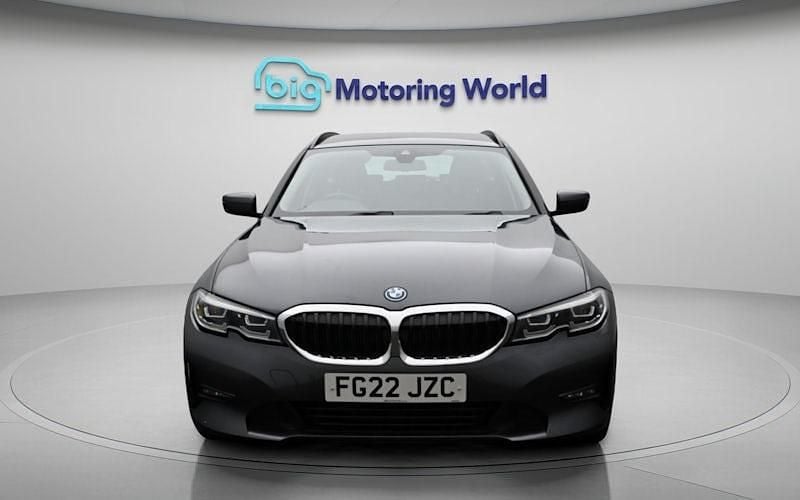 Used BMW 330e 292 HP (214 kW) 2022 Grey Estate