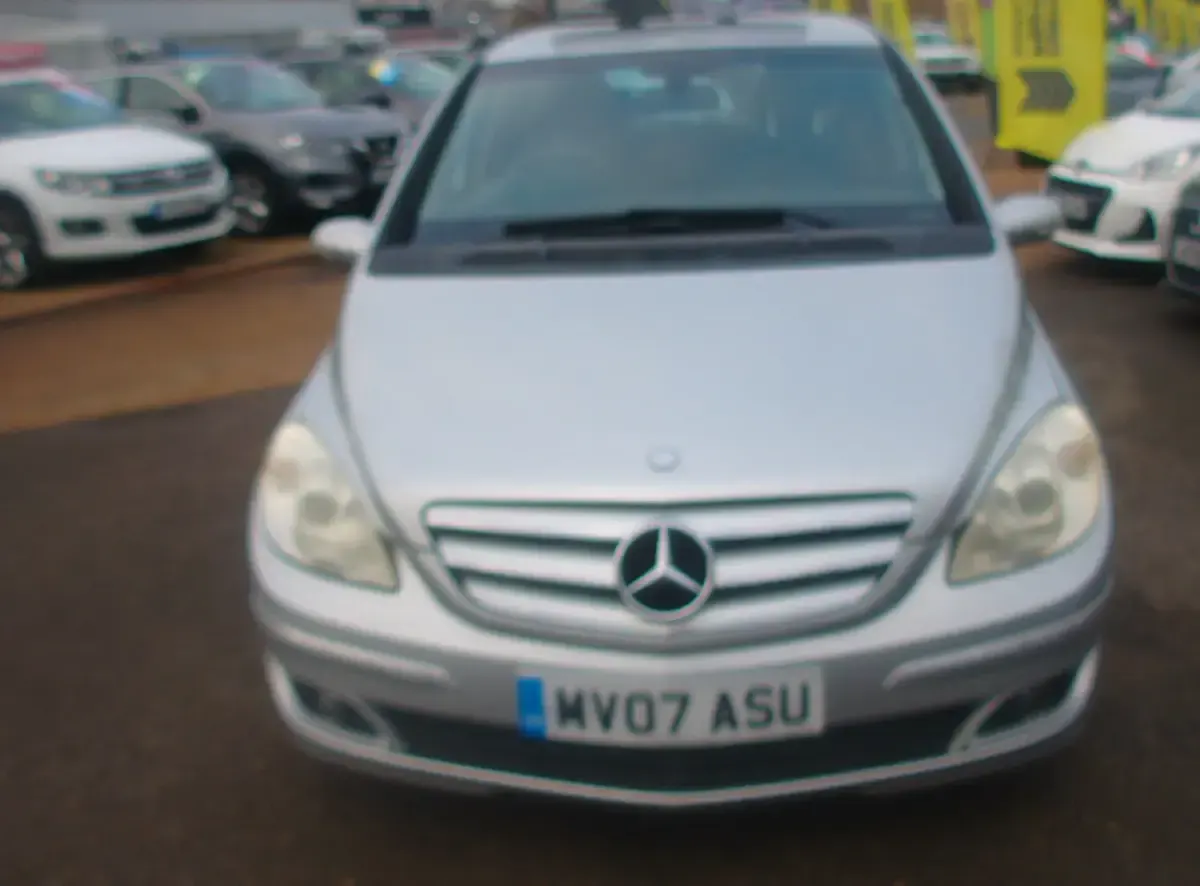 Used Mercedes B180 SE 109 HP (80 kW) 2007 Silver MPV