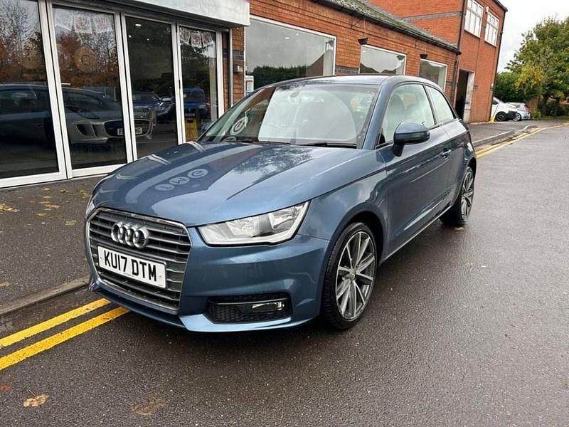 Used Audi A1 Sport 125 HP (91 kW) 2017 Blue Hatchback