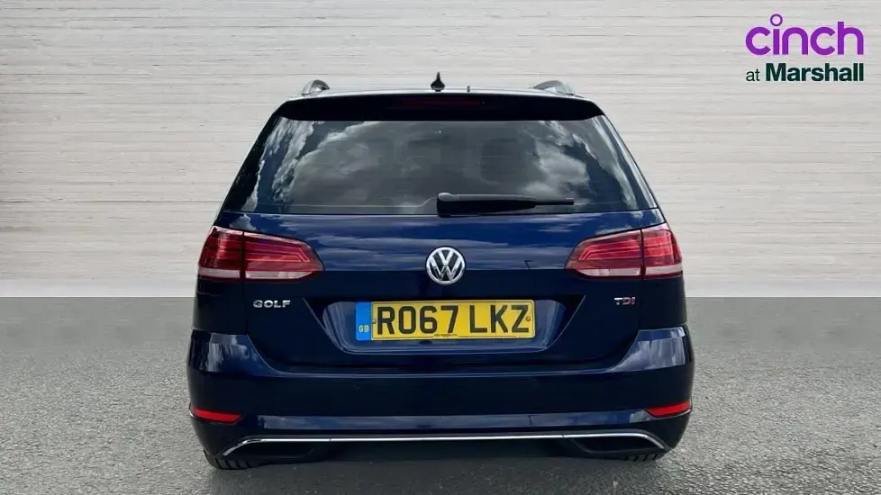Used VW Golf VII SE 115 HP (84 kW) 2017 Blue