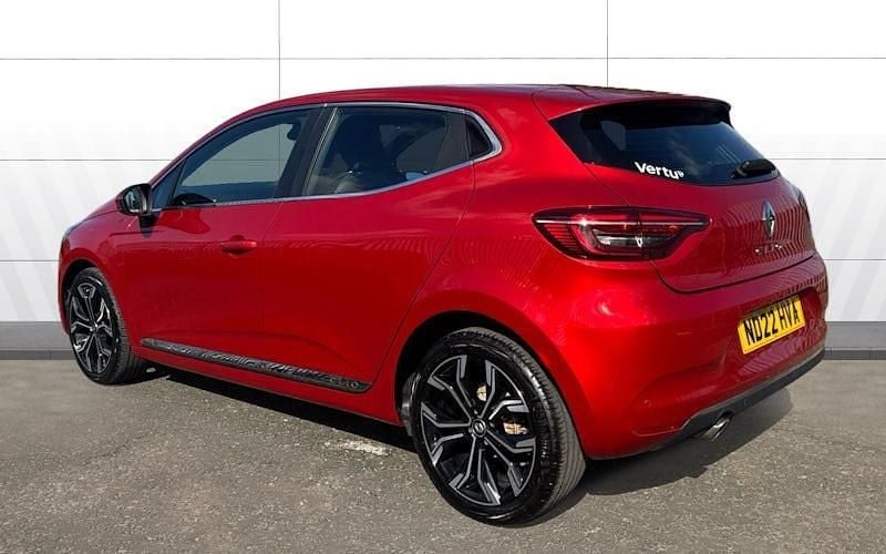 Used Renault Clio V SE 90 HP (66 kW) 2022 Red Hatchback