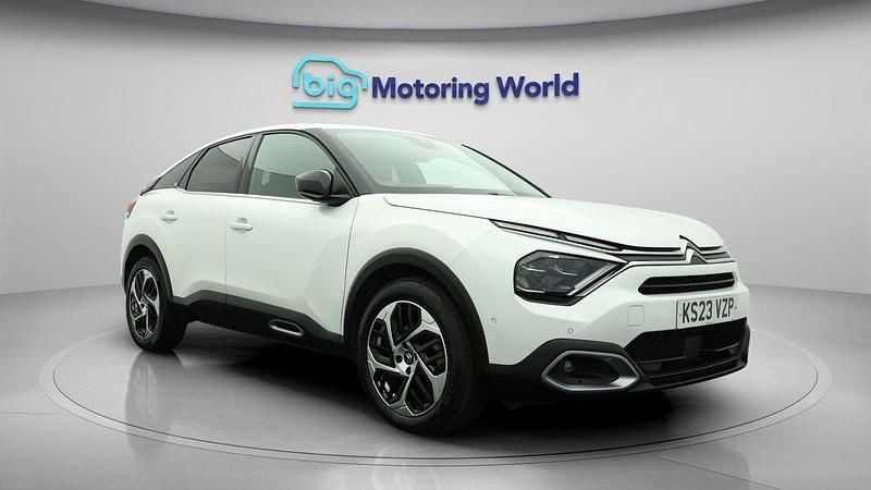 Used 2023 Citroën C4 Shine | £15,400 (Fair price) - Image 1/4