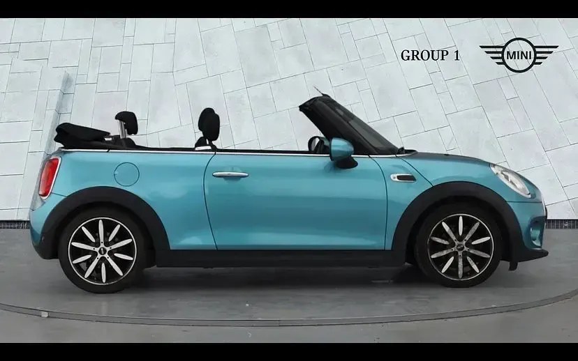 Used Mini Cooper Cabriolet 134 HP (98 kW) 2016 Blue Cabriolet