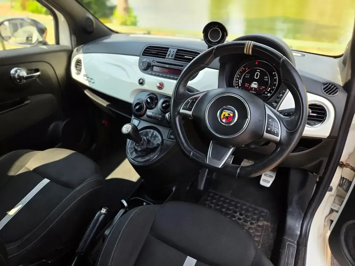 Used Abarth 595 165 HP (121 kW) 2016 White Hatchback