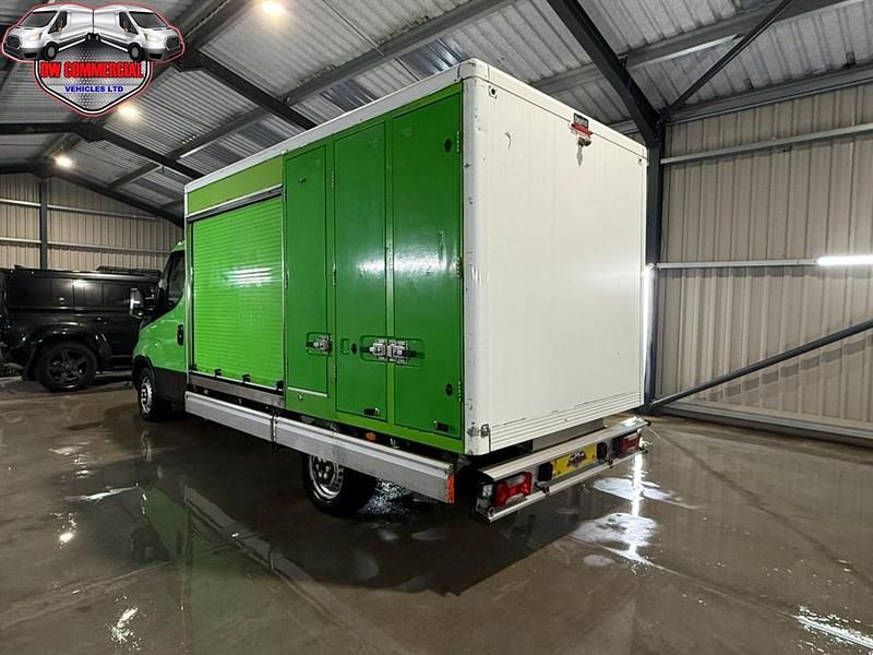 Used Iveco Daily 140 HP (102 kW) 2021 Green