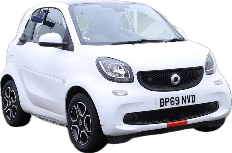 White Used 2019 Smart ForTwo Electric Drive Premium Coupe | £4,995 (Super price) - Image 1/2