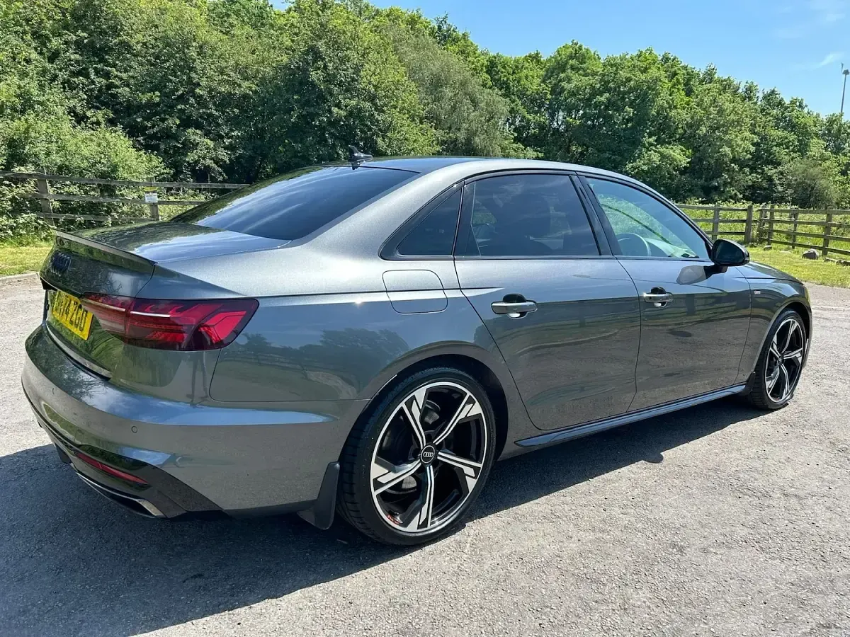 Used Audi A4 Black Edition 204 HP (150 kW) 2024 Grey Sedan