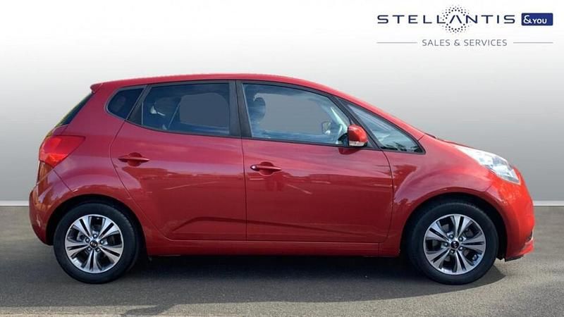 Red Used 2016 Kia Venga 3 Hatchback | £10,355 (Fair price) - Image 1/4