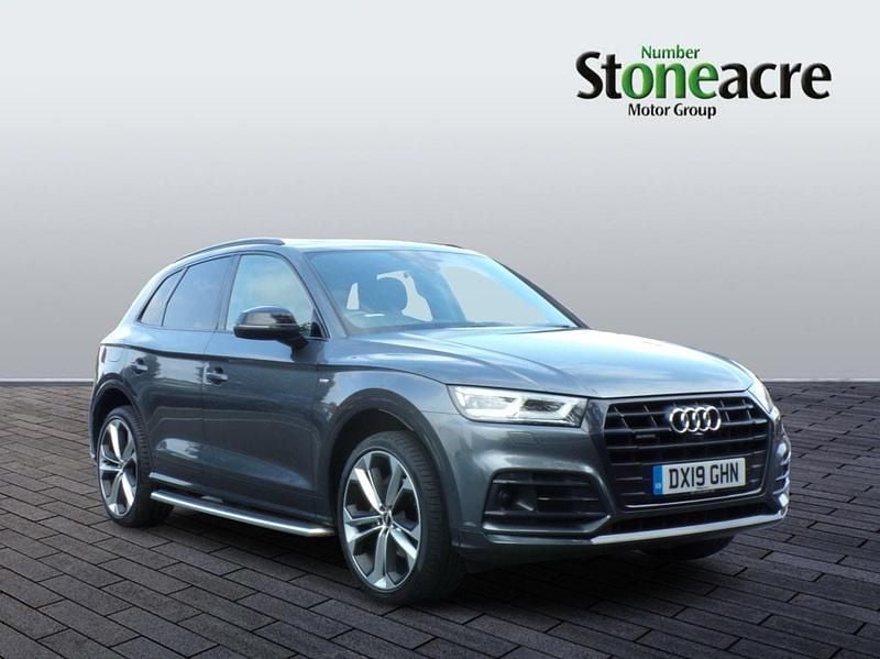 Grey Used 2019 Audi Q5 Comfort SUV | £29,195 (Good price) - Image 1/4