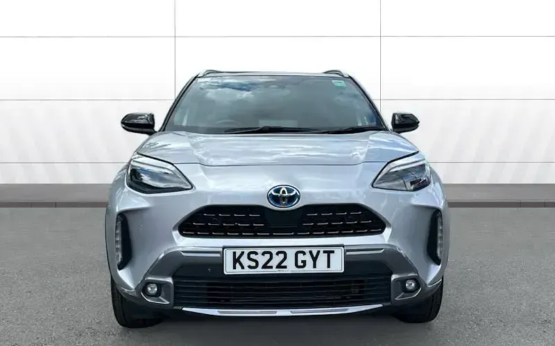 Used Toyota Yaris Hybrid 116 HP (85 kW) 2022 Estate
