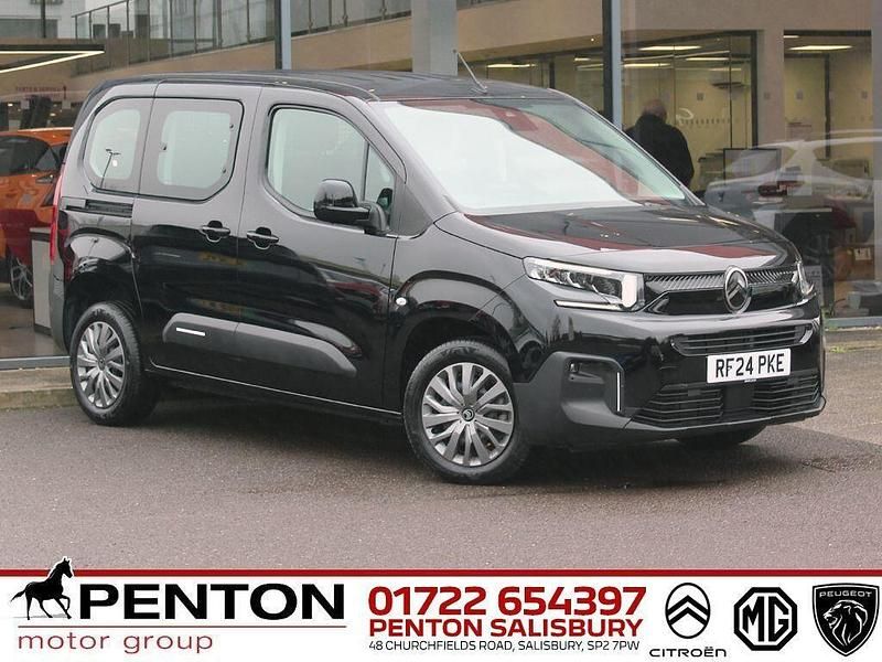 Used Citroën Berlingo PureTech 110 HP (80 kW) 2024 Black MPV