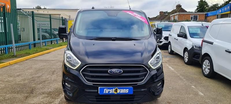 Used Ford Transit Custom Limited 130 HP (95 kW) 2023 Black Van