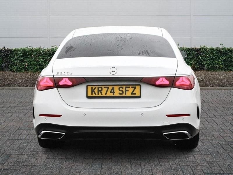 Used Mercedes E300 Urban 313 HP (230 kW) 2024 White Sedan