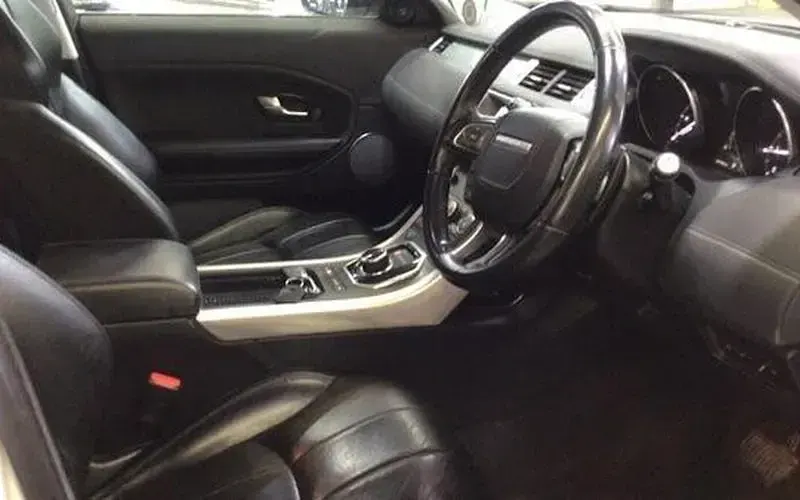 Used Land Rover Range Rover evoque SE 179 HP (131 kW) 2018 Hatchback
