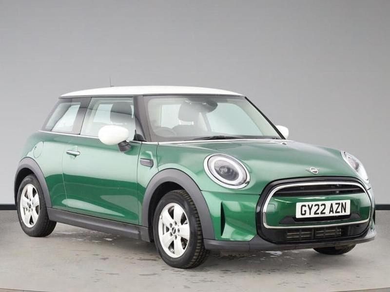 Używany Mini Cooper Classic 2022 Zielony Hatchback