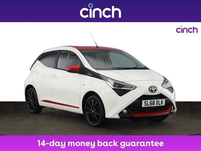 White Used 2018 Toyota Aygo x-press Hatchback | £8,749 (Fair price) - Image 1/3
