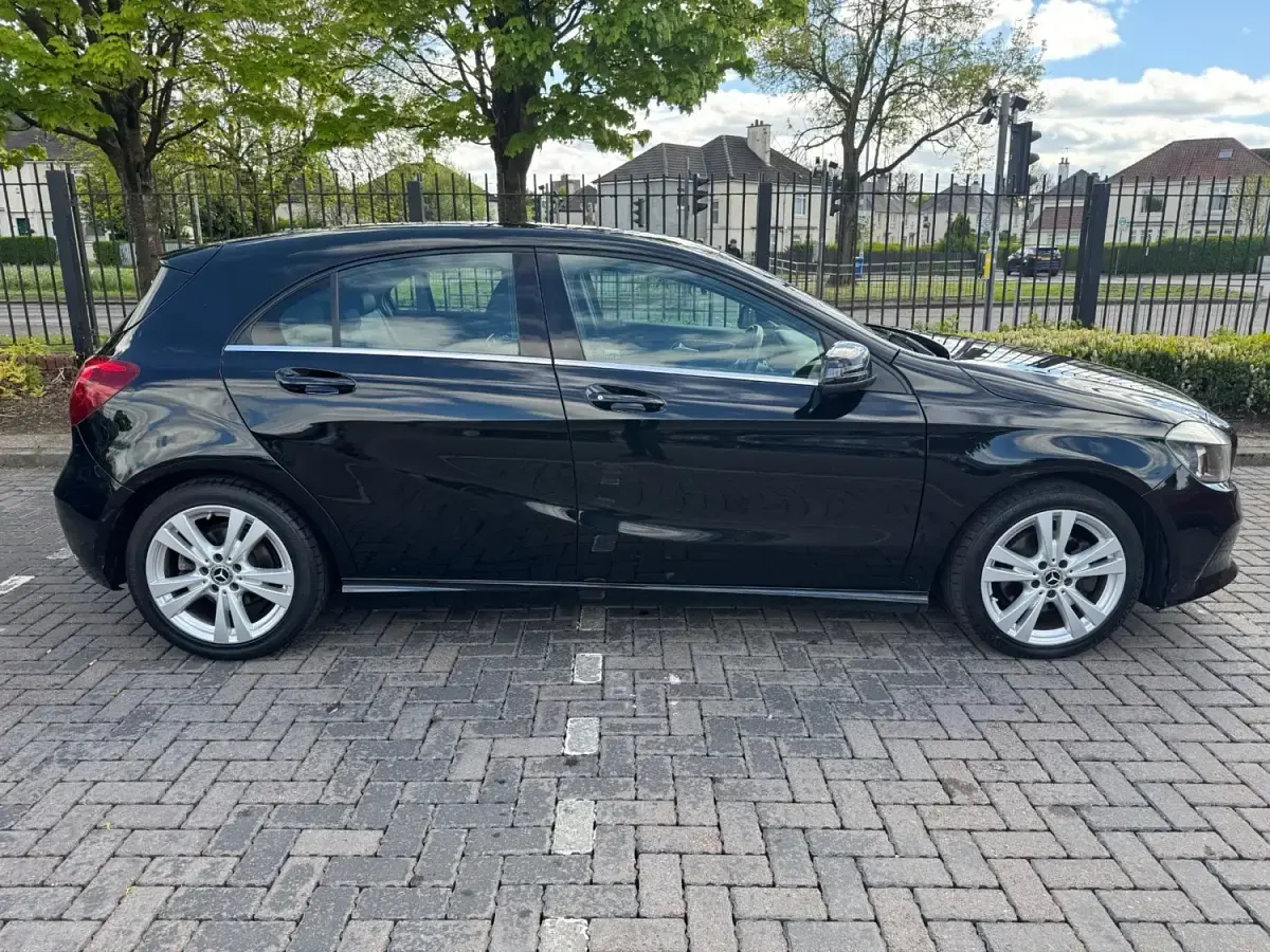 Usado Mercedes A160 2017 Preto Citadino