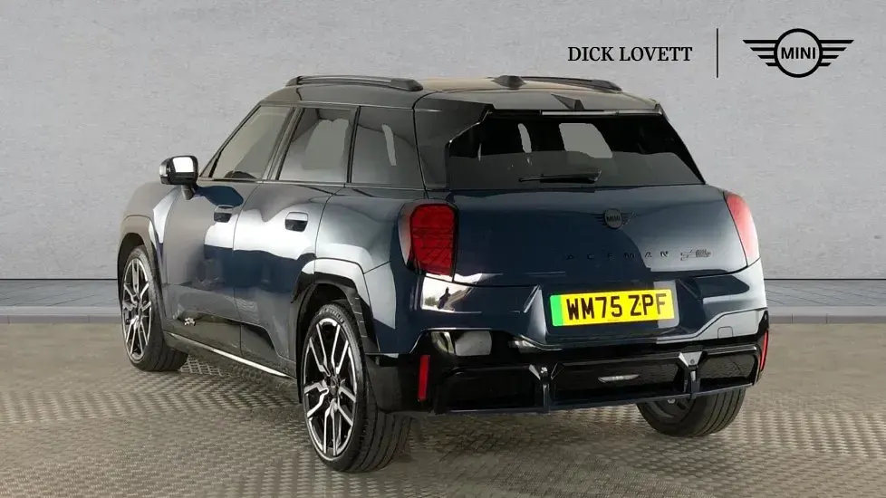 Used Mini Cooper 186 kW (254 HP) 2026 Blue Hatchback