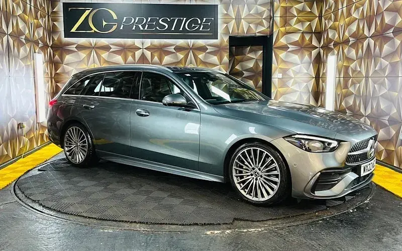 Used Mercedes C200 AMG line 204 HP (150 kW) 2023 Estate