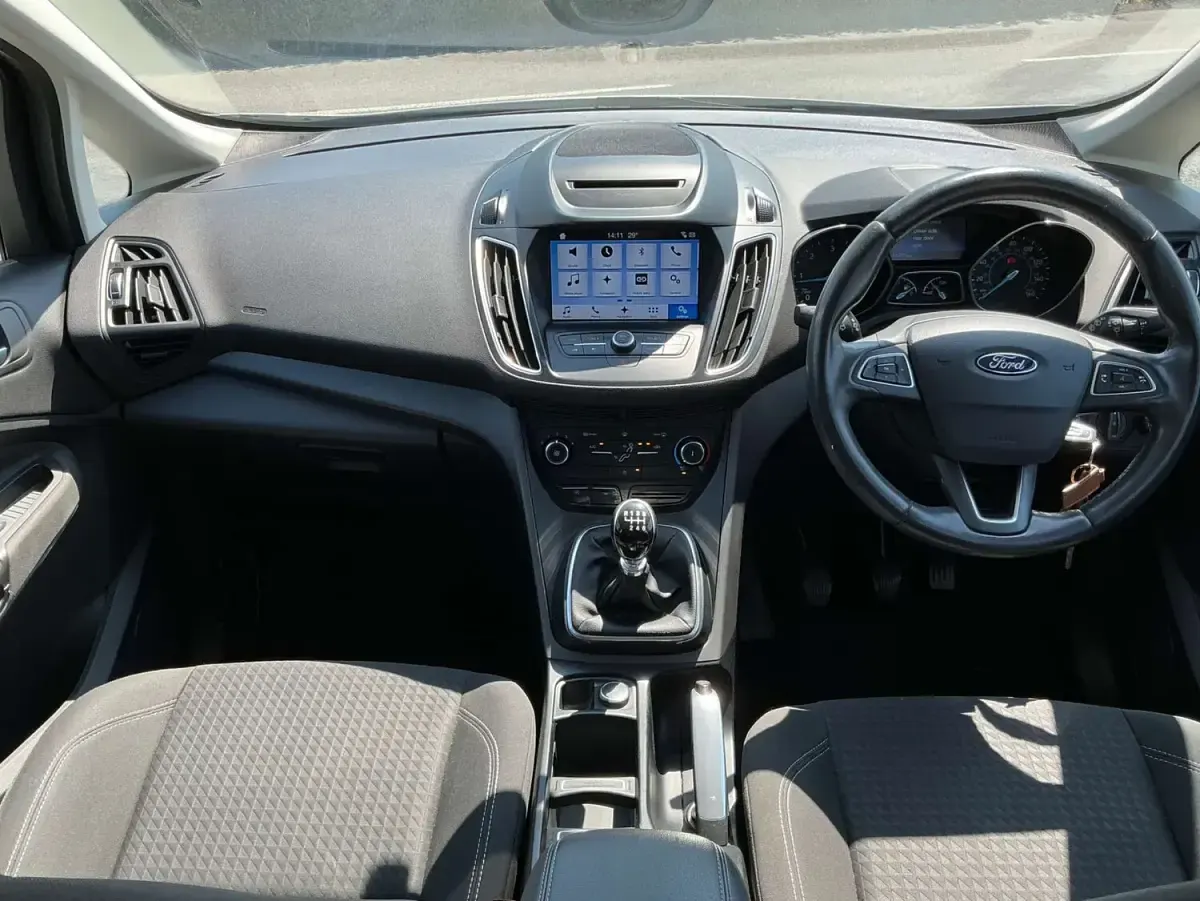 Used Ford C-MAX Zetec 2017 White MPV
