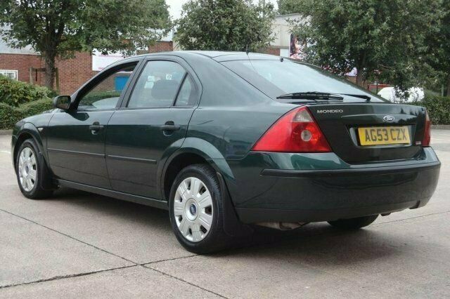 Używany Ford Mondeo 2004 Hatchback
