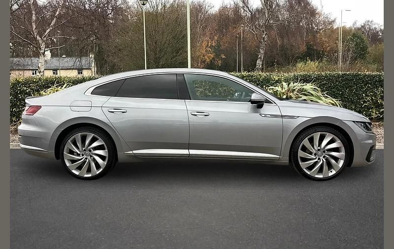 Used VW Arteon R-line 190 HP (139 kW) 2018 Silver Hatchback