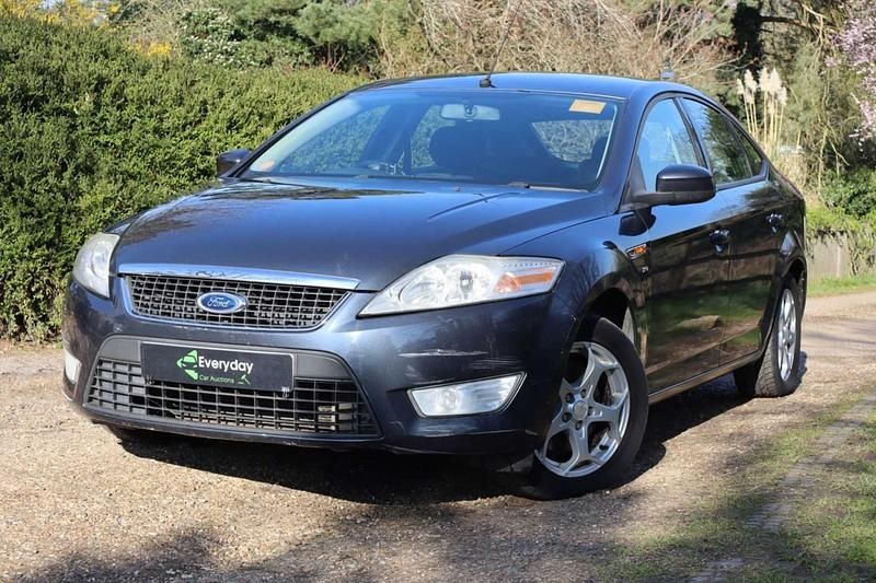 Used Ford Mondeo Zetec 143 HP (105 kW) 2008 Grey Hatchback