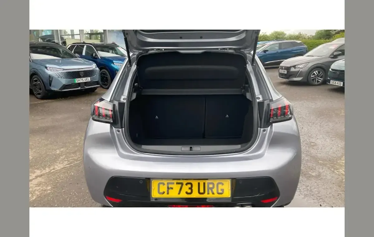Used Peugeot 208 Allure+ 131 HP (96 kW) 2023 Grey Hatchback