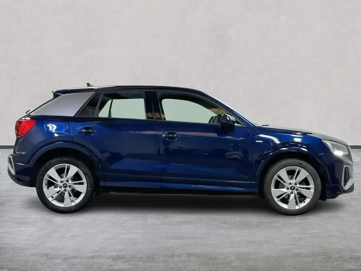 Used Audi Q2 S-Line 150 HP (110 kW) 2023 Blue SUV