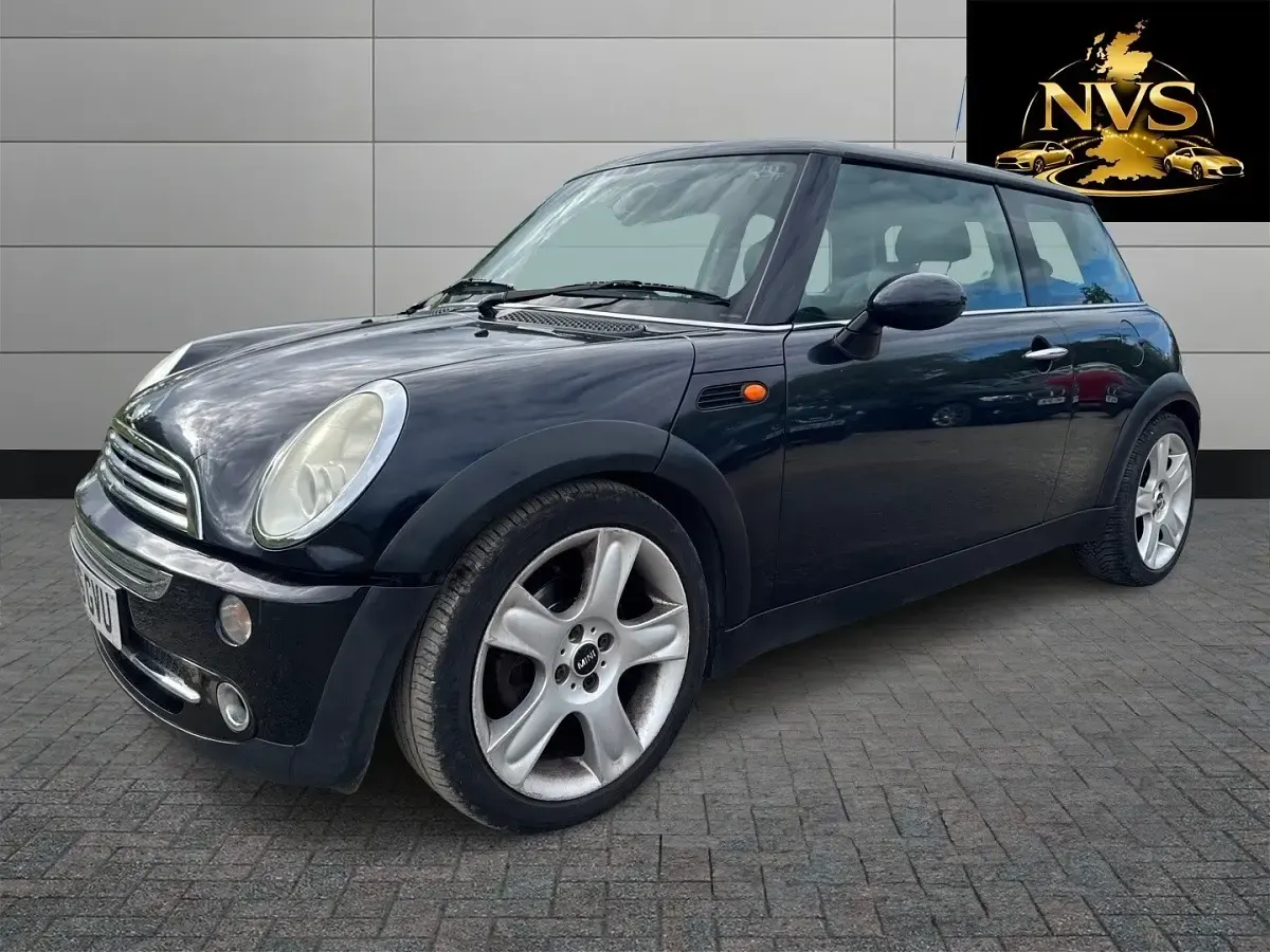 Używany Mini Cooper Hatch 2006 Czarny Hatchback