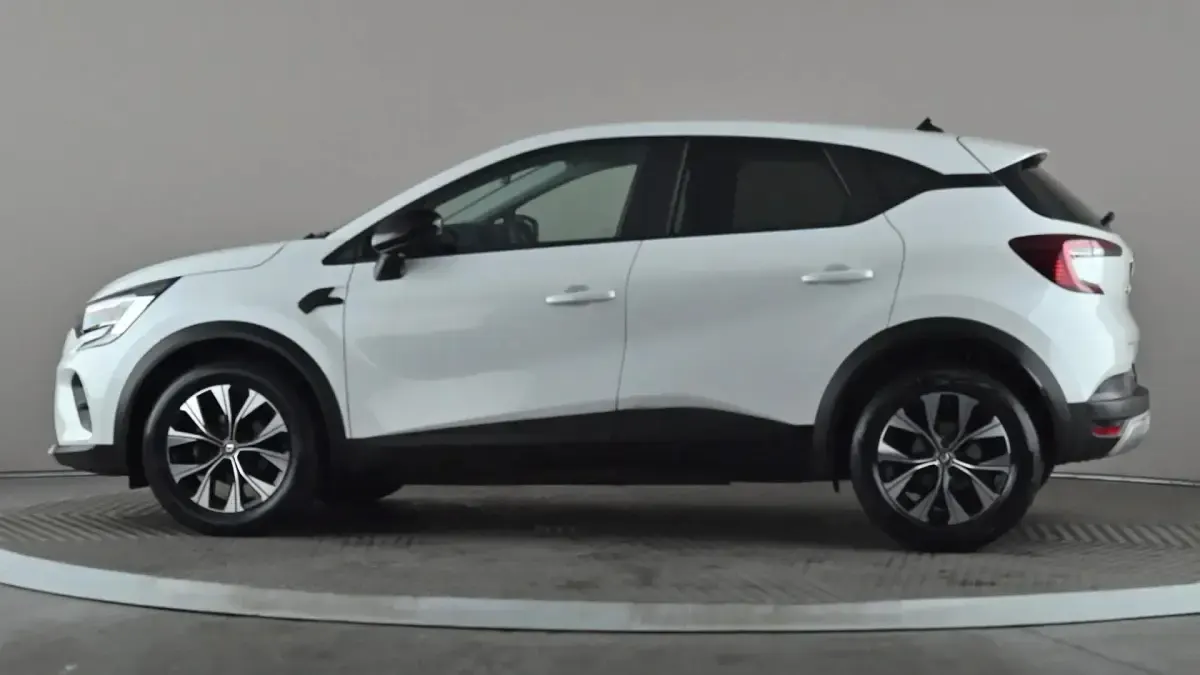 Second-hand Renault Captur Evolution 91 CP (66 kW) 2024 Alb SUV