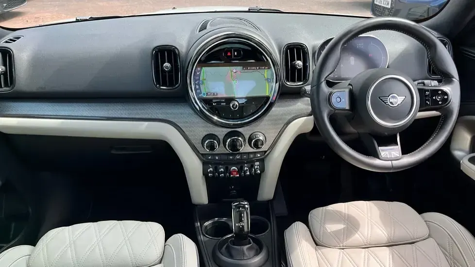 Used Mini Cooper Countryman Exclusive 134 HP (98 kW) 2023 White SUV