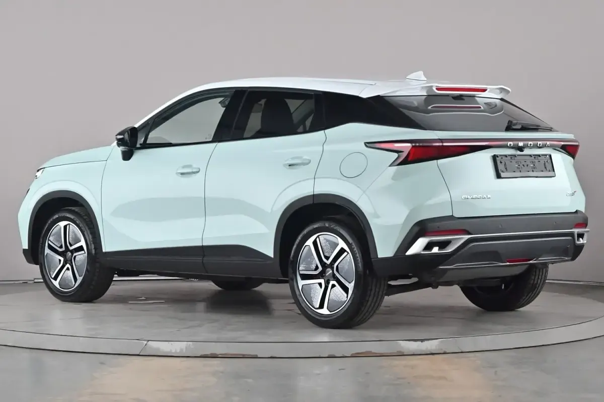 Used Omoda 5 186 HP (136 kW) 2025 Green SUV