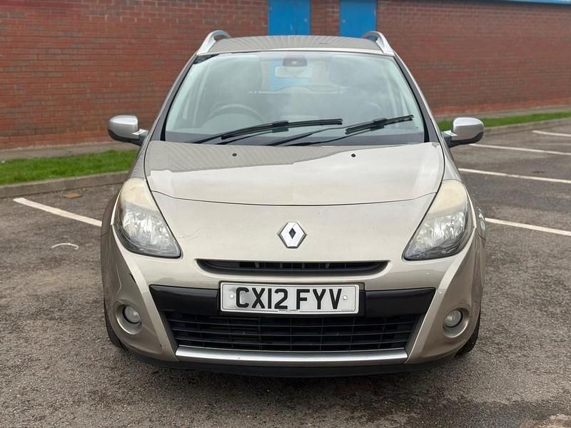 Used Renault Clio GrandTour Dynamique 2012 Beige Estate