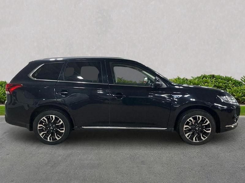 Used Mitsubishi Outlander P-HEV 200 HP (147 kW) 2018 Black SUV