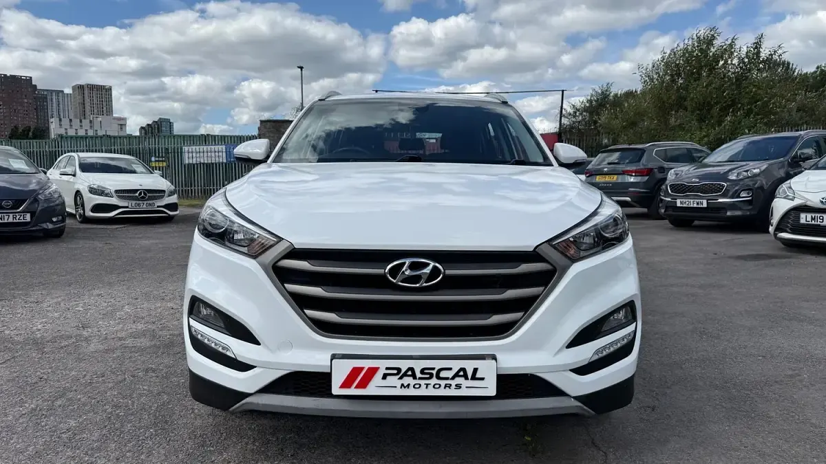 Used Hyundai Tucson SE 2017 White SUV