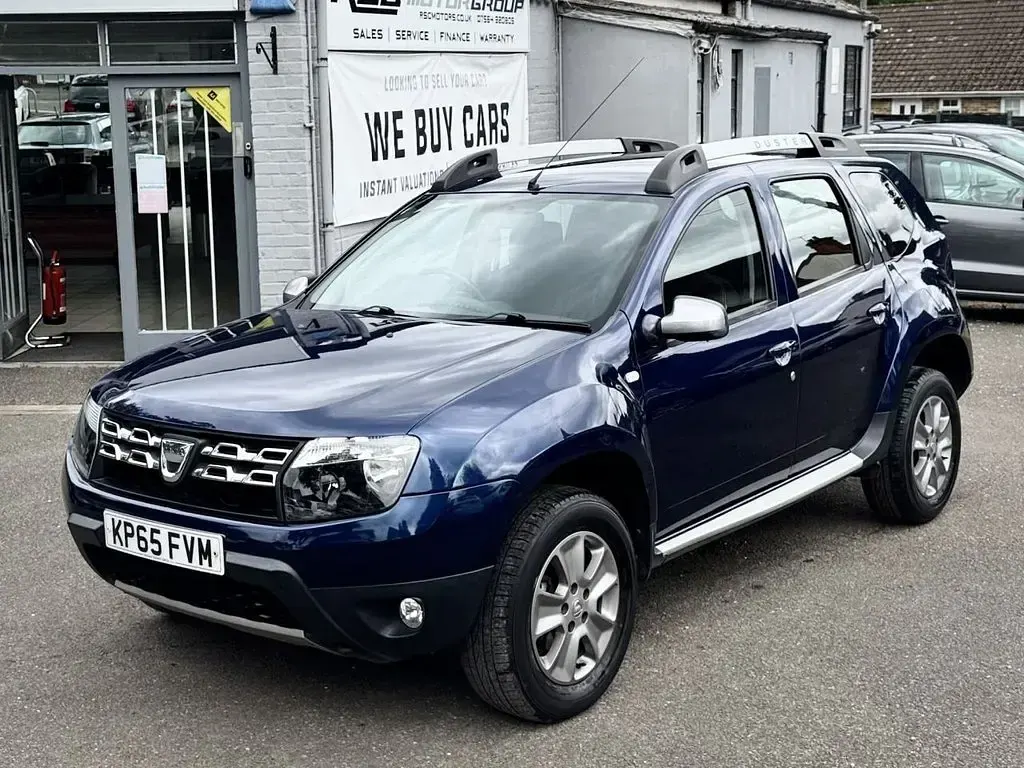 Used Dacia Duster Lauréate 110 HP (80 kW) 2015 Blue SUV