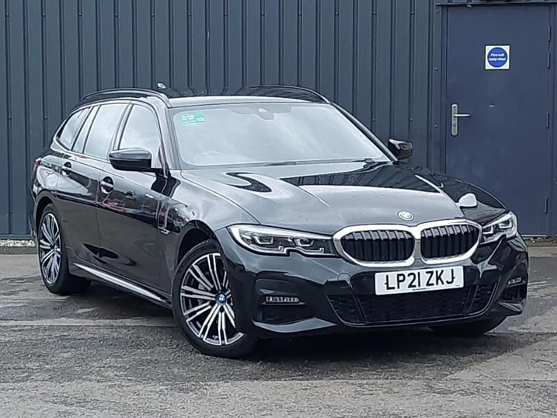 Used BMW 330e M Sport 292 HP (214 kW) 2021 Black Estate