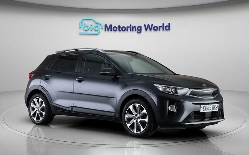 Used 2020 Kia Stonic SUV | £9,800 (Fair price) - Image 1/4