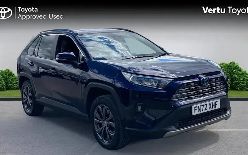 Second-hand Toyota RAV4 Design 218 CP (160 kW) 2025 SUV