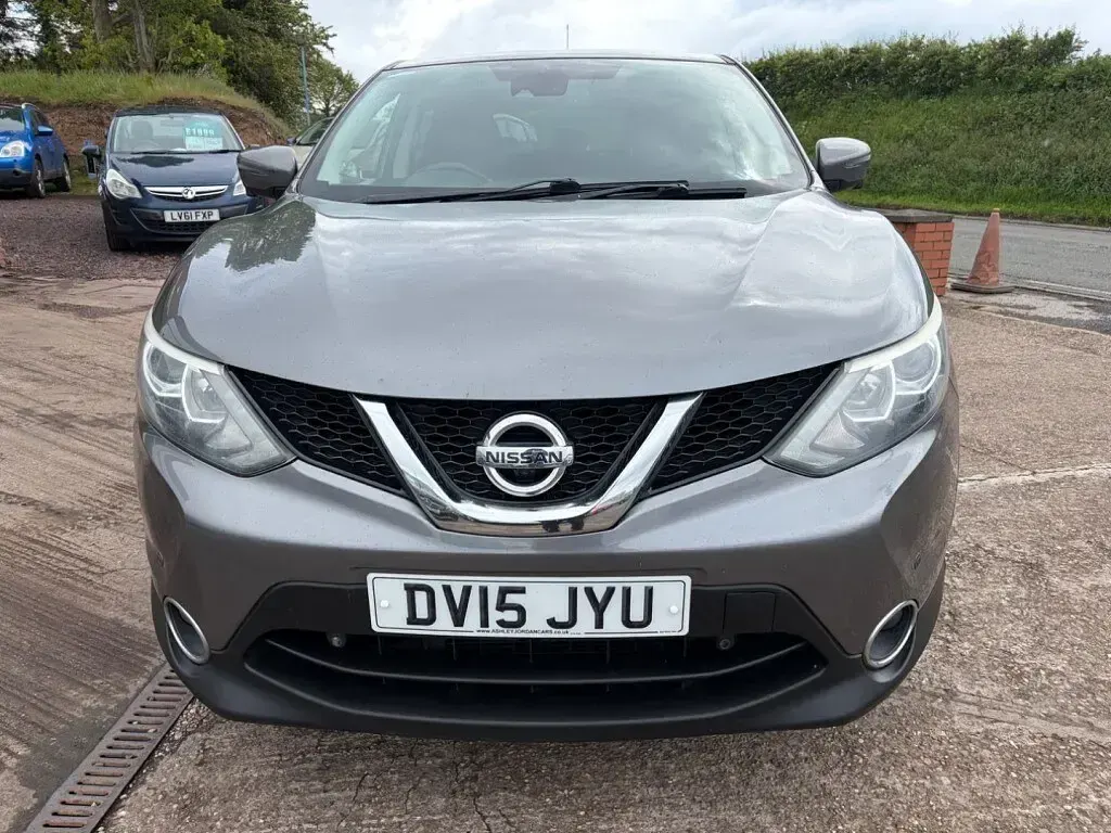 Used Nissan Qashqai N-TEC 110 HP (80 kW) 2015 Grey SUV